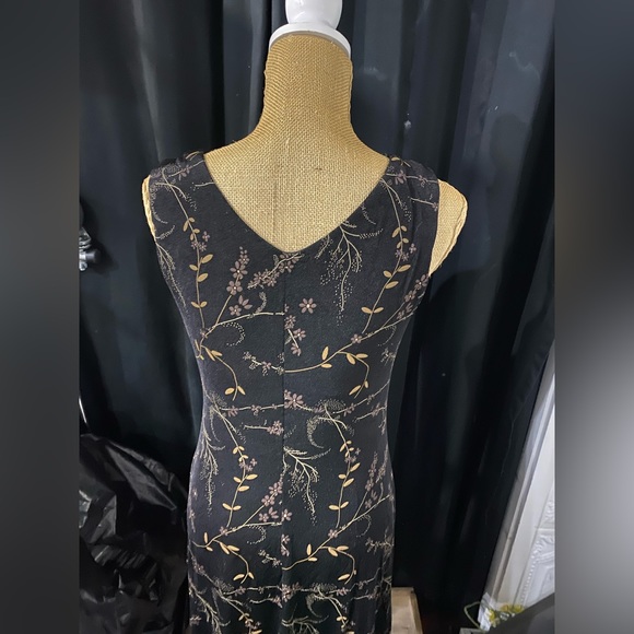 Black dress - Picture 2 of 6